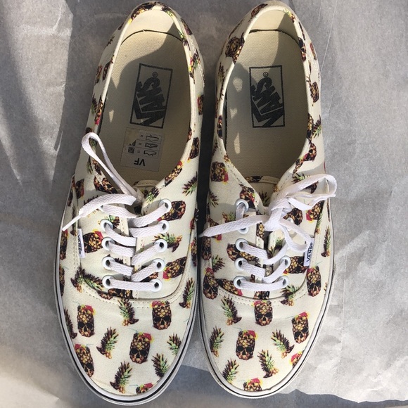 Authentic Vans - Picture 2 of 5